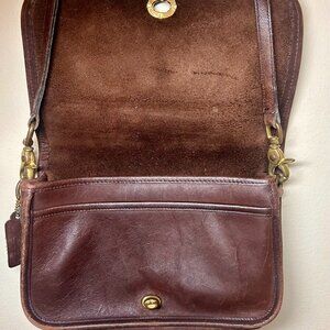 Vintage Coach Brown Leather Purse
